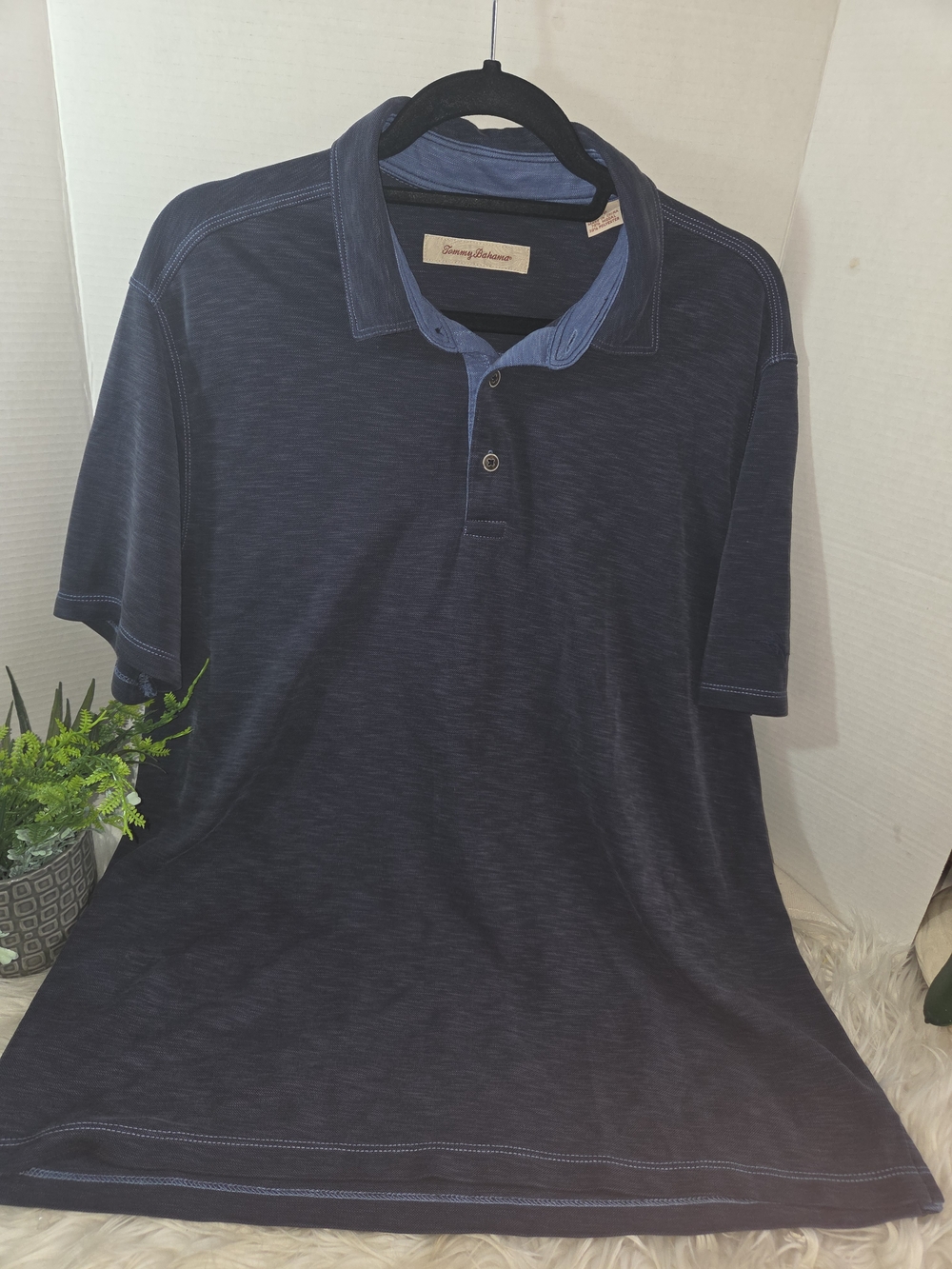 Tommy Bahama Emfielder Polo Shirt with Light Blue Collar. Size L